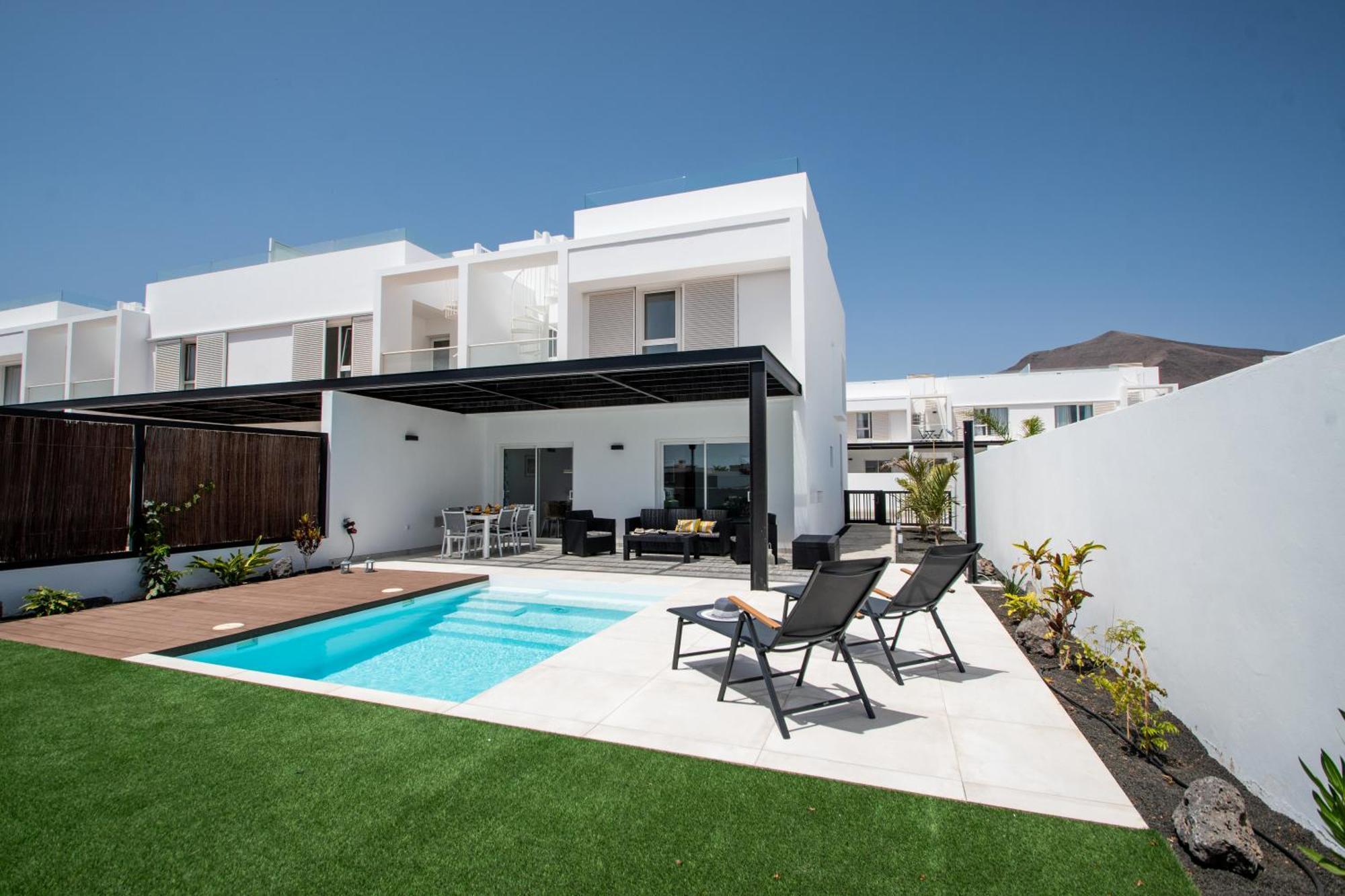 Serena Villa 38 - Heated Pool, Sea Views, Ac, High Speed Internet Playa Blanca  Exterior foto