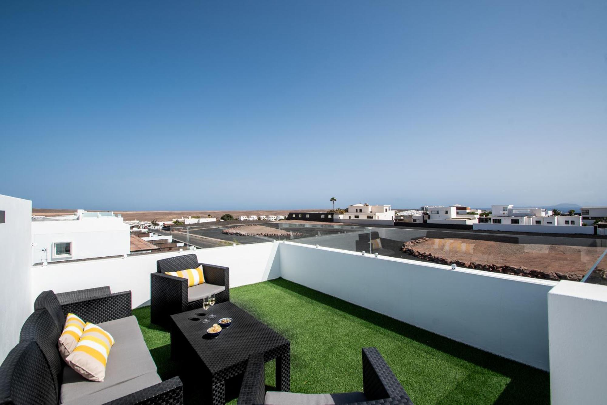 Serena Villa 38 - Heated Pool, Sea Views, Ac, High Speed Internet Playa Blanca  Exterior foto