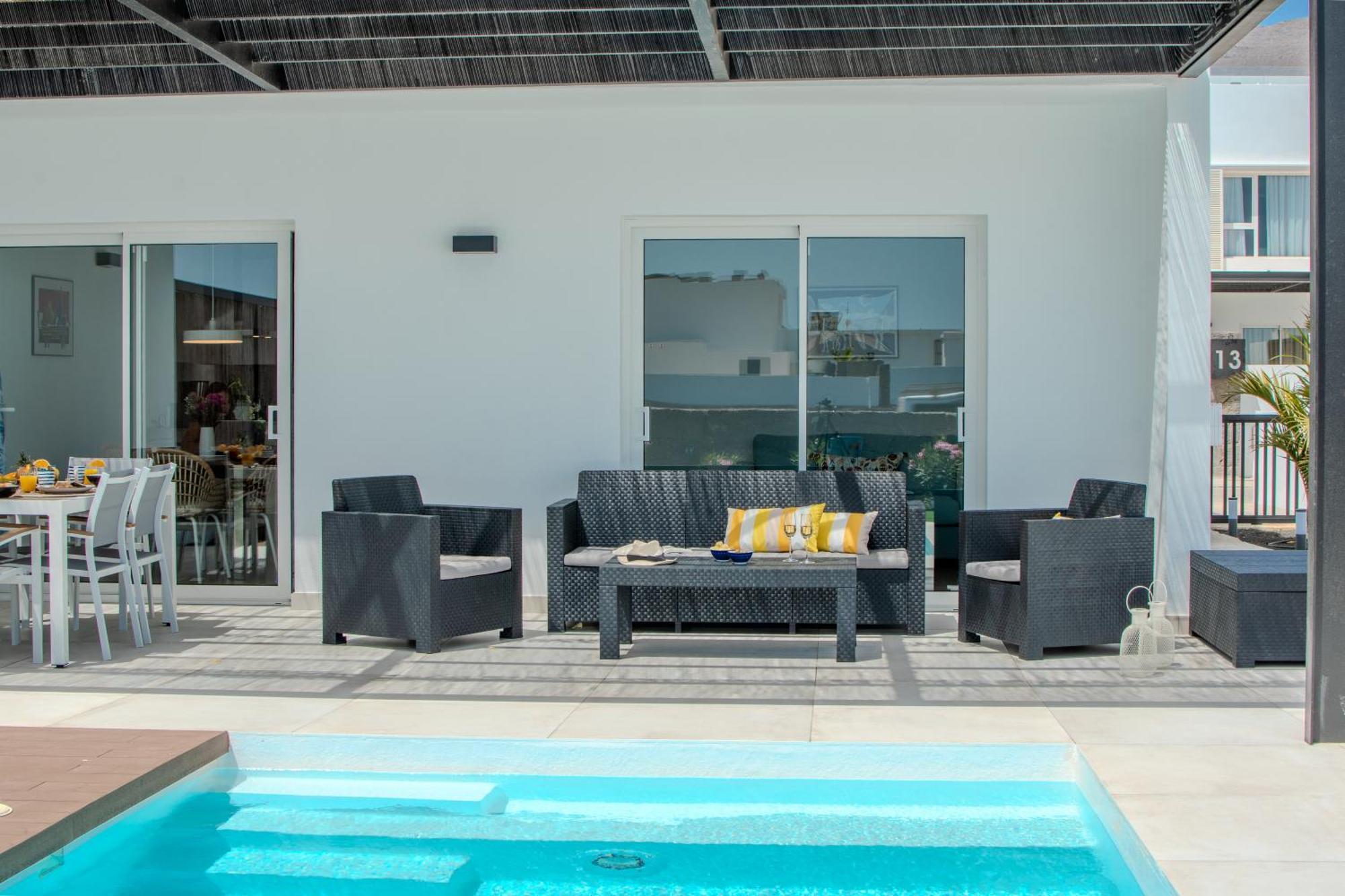 Serena Villa 38 - Heated Pool, Sea Views, Ac, High Speed Internet Playa Blanca  Exterior foto